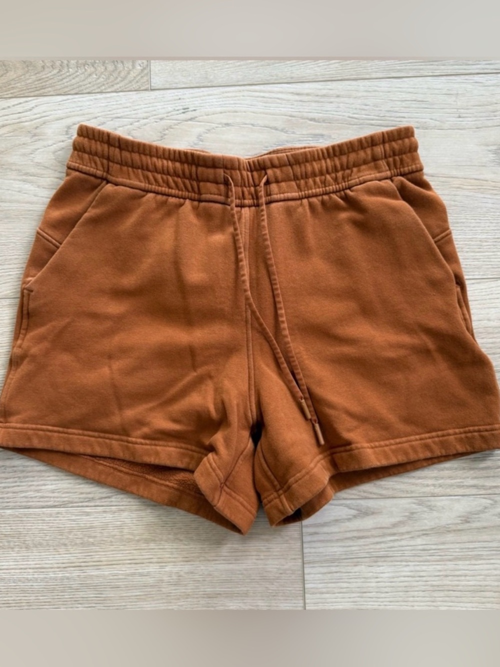 lululemon Scuba High Rise Rust Brown Athletic Shorts